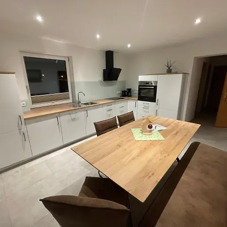 Sandro Steiner شقة